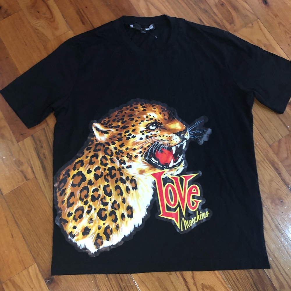 Men’s Moschino T-shirt